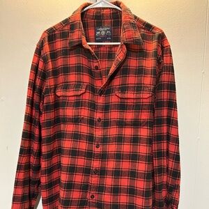 American Eagle Flannel Button Down Size XL